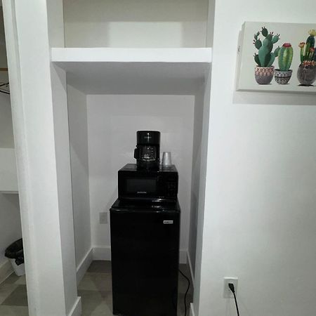 Hotel Rainbow - Miami - Little Havanna מראה חיצוני תמונה