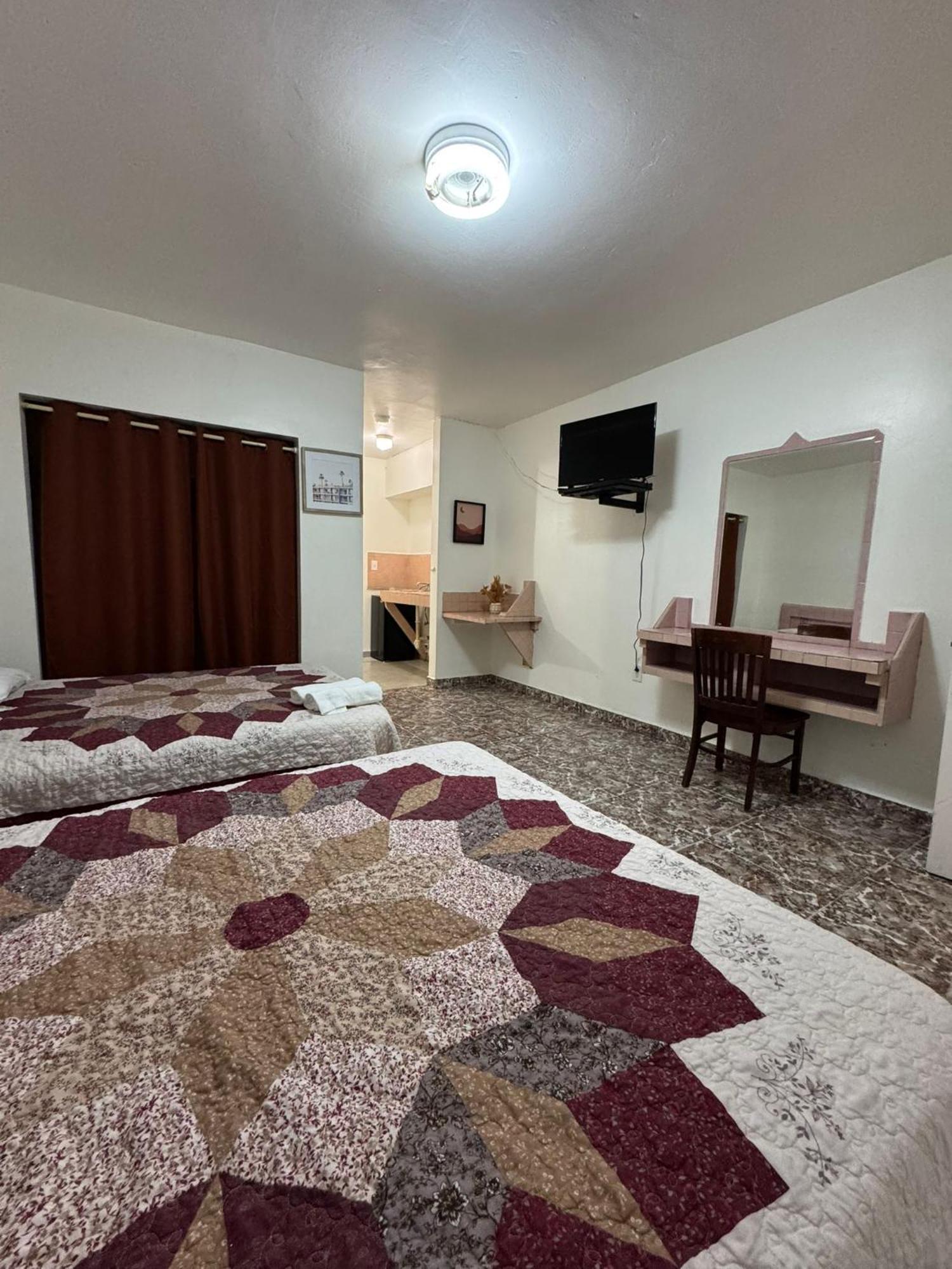 Hotel Rainbow - Miami - Little Havanna מראה חיצוני תמונה