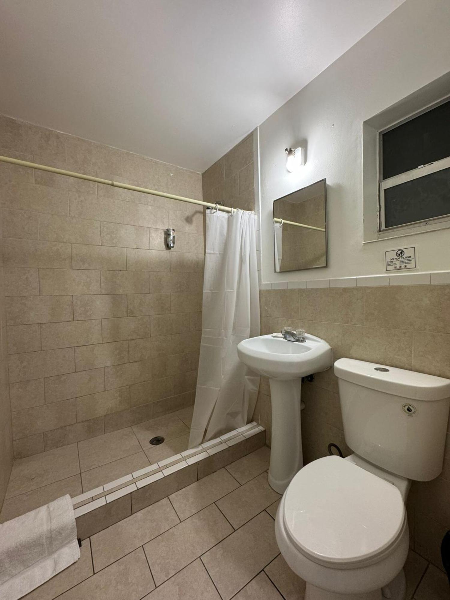 Hotel Rainbow - Miami - Little Havanna מראה חיצוני תמונה
